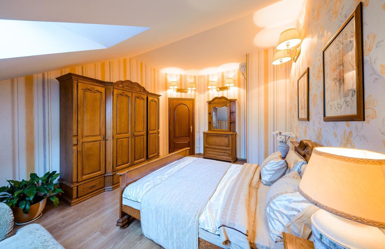 Boutique Apart-Hotel Sherborne Киев Экстерьер фото