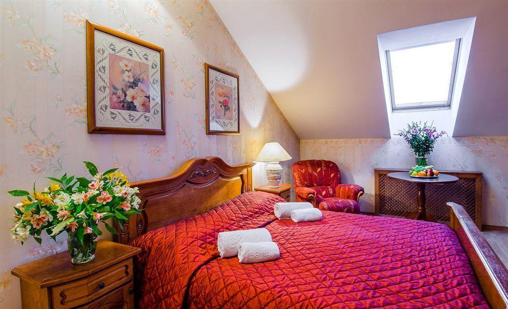 Boutique Apart-Hotel Sherborne Киев Экстерьер фото