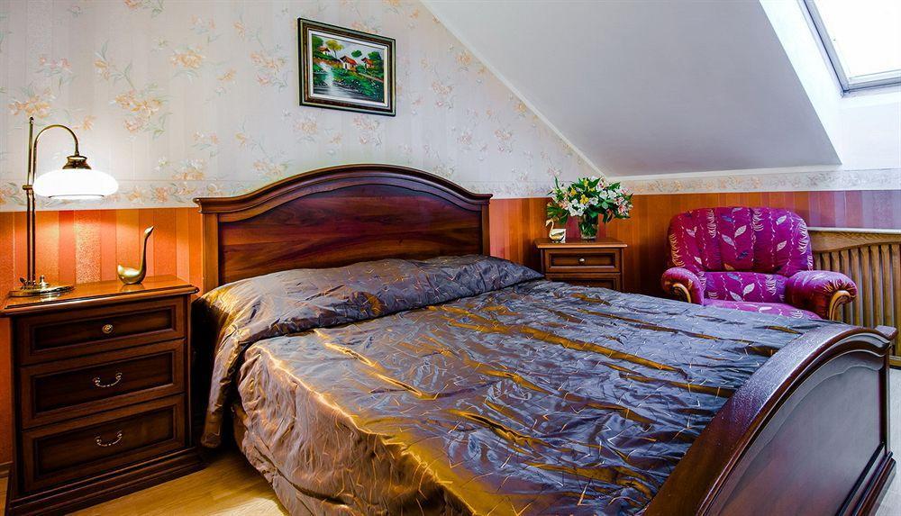 Boutique Apart-Hotel Sherborne Киев Экстерьер фото
