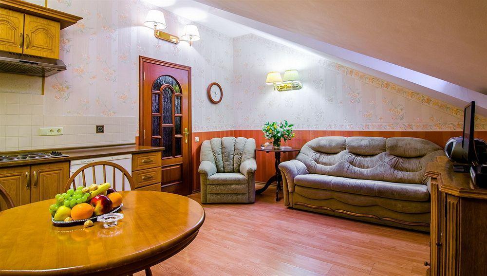 Boutique Apart-Hotel Sherborne Киев Экстерьер фото