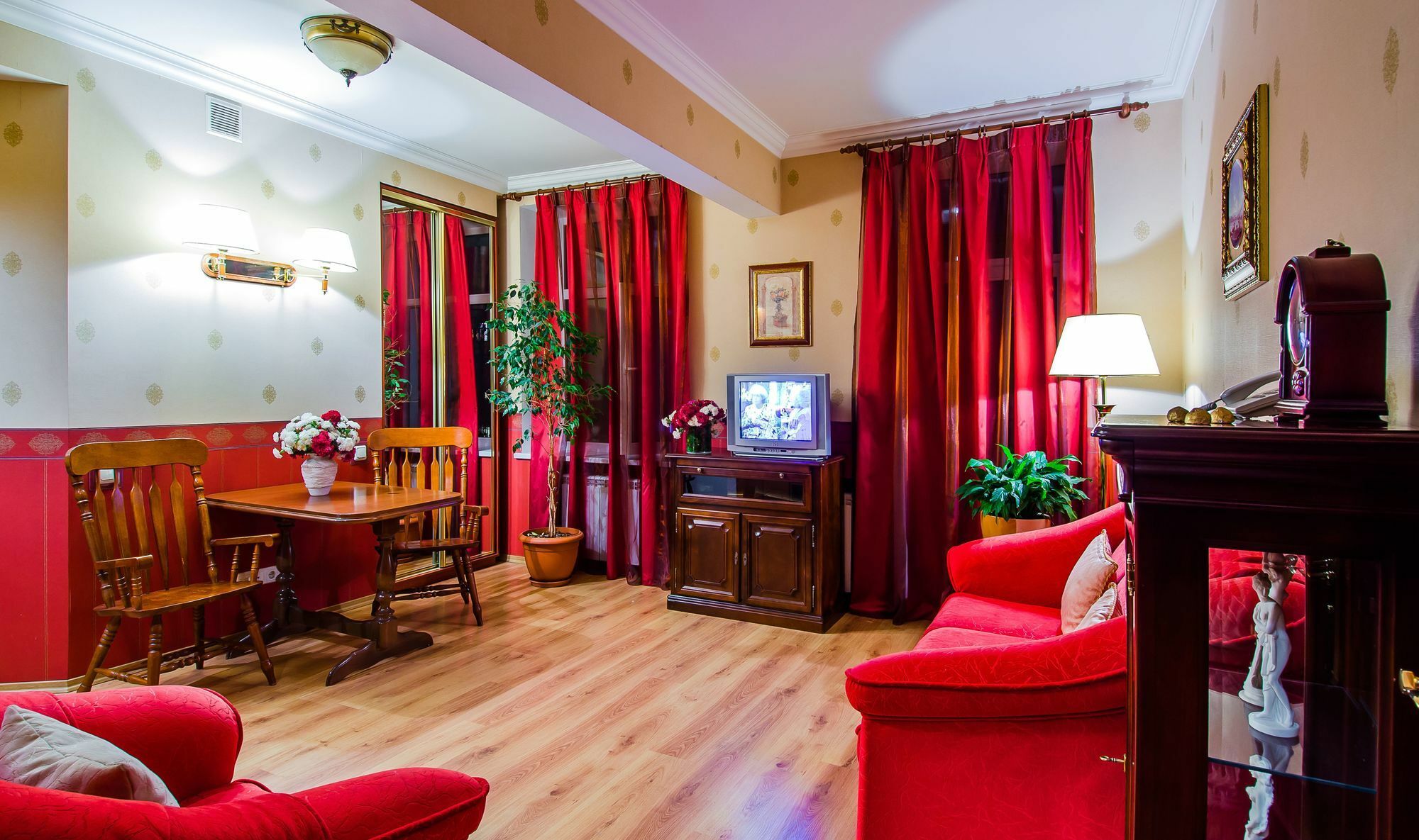Boutique Apart-Hotel Sherborne Киев Экстерьер фото